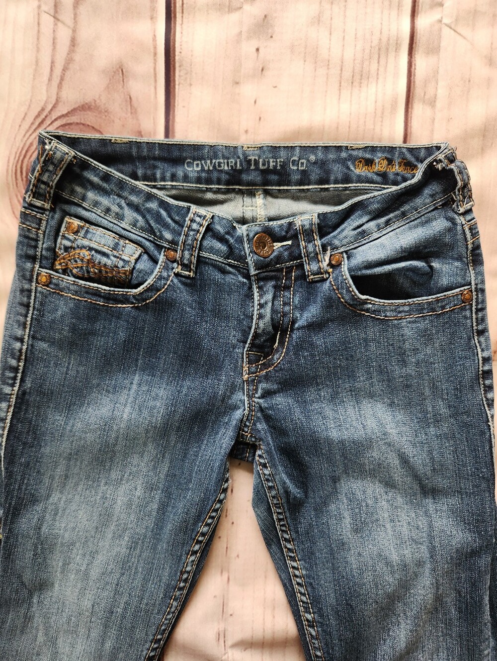 **SOLD** Cowgirl Tuff "Don't Fence Me In" Bootcut Blue Jean | Women's Size 27 - Picture 8 of 16